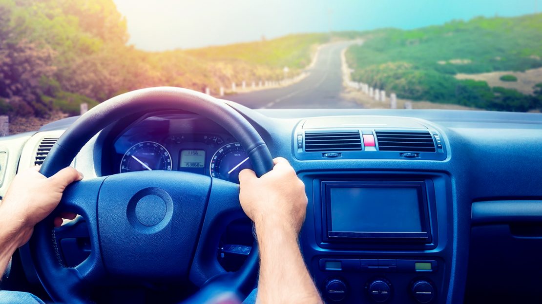 5 Ways a GPS Location Tracking Device Can Monitor the Safety of Drivers