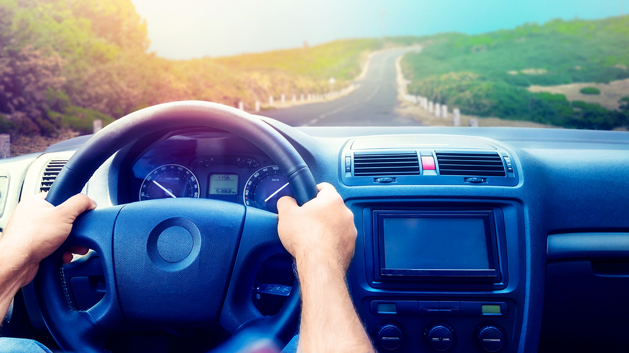 Featured image for “5 Ways a GPS Location Tracking Device Can Monitor the Safety of Drivers”