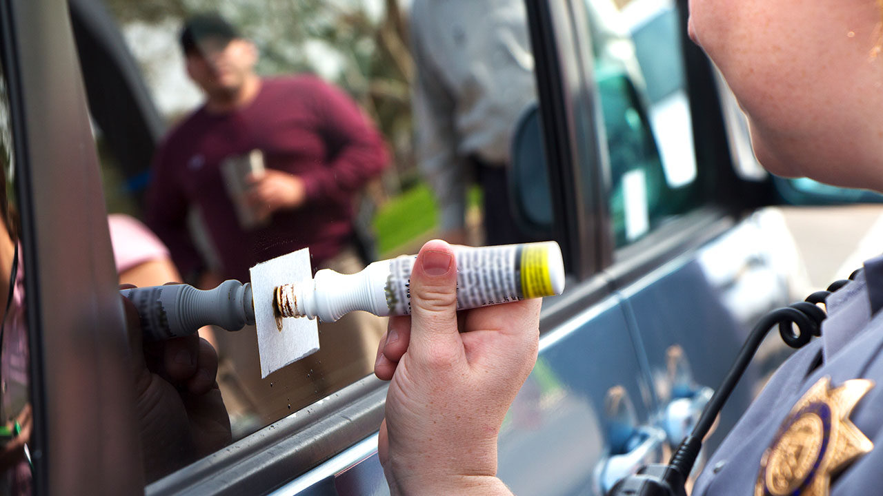 Featured image for “What Is Better: VIN Etching or a Vehicle Recovery Device?”