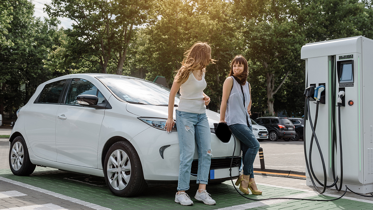 Featured image for “5 EV Charging Tips for Summer”